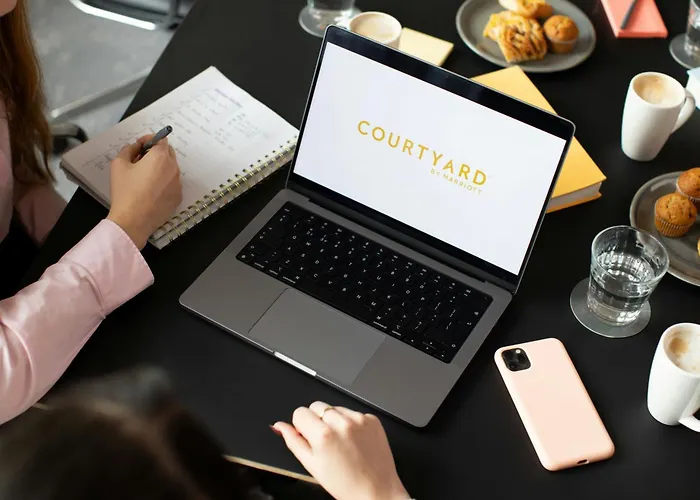 Courtyard By Marriott Glasgow Sec